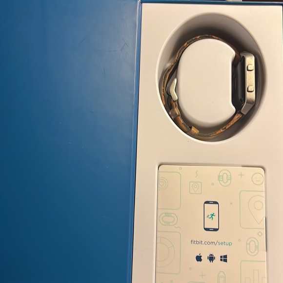 Fitbit blaze - good, used condition, two straps - Picture 11 of 11